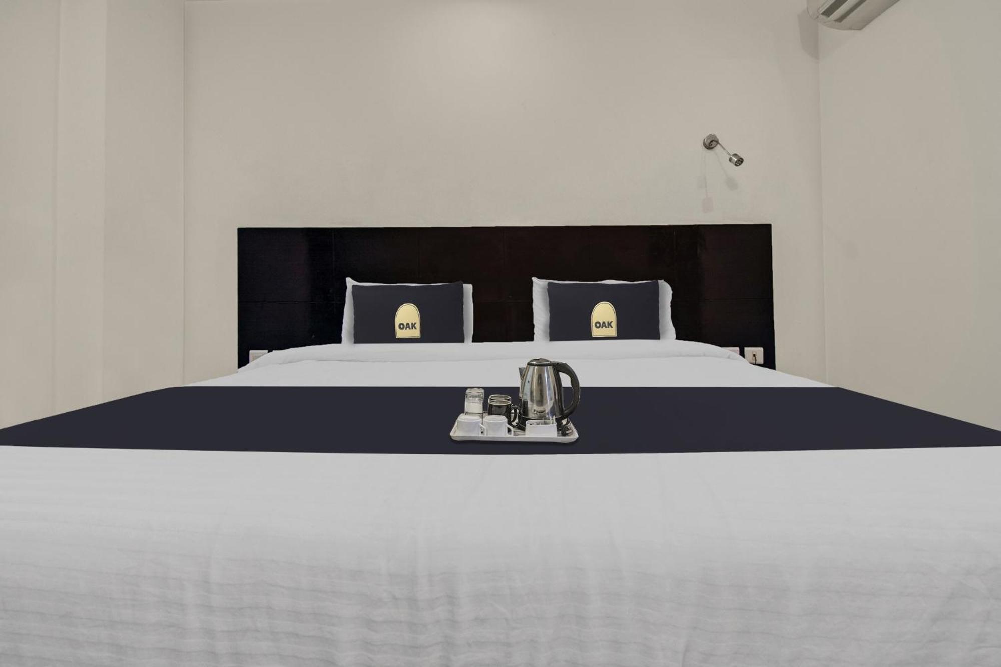 Townhouse Oak Hotel Heritage Heights Jaipur Exteriör bild